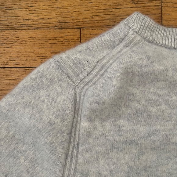 Lululemon Venture Cashmere Crewneck Sweater Grey Men's S - Picture 8 of 9
